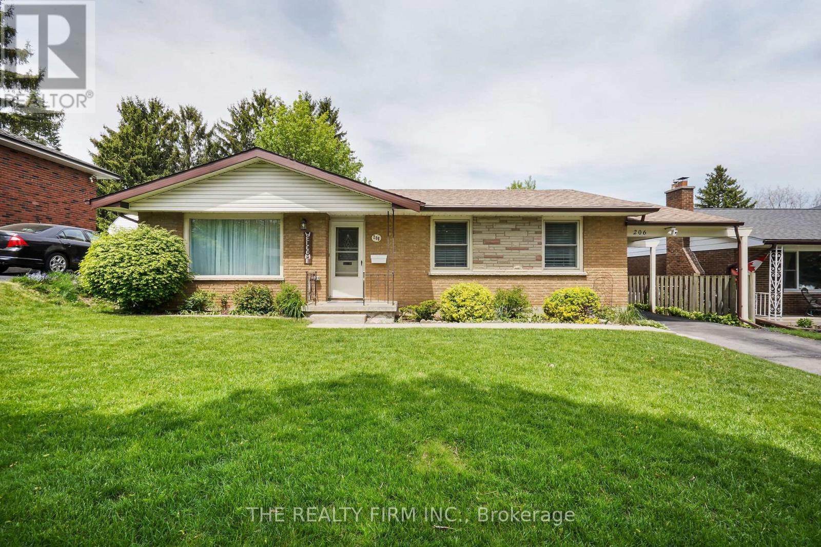 Property image for 206 TAVISTOCK ROAD|London South (South O), Ontario N6J1Z9