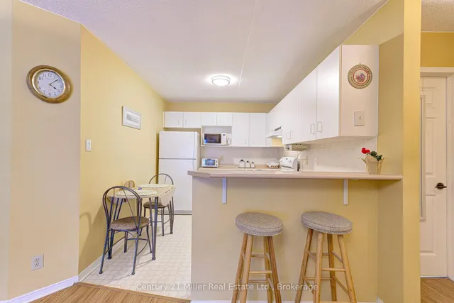 Additional image 8 of 2010 Cleaver Ave Unit 205