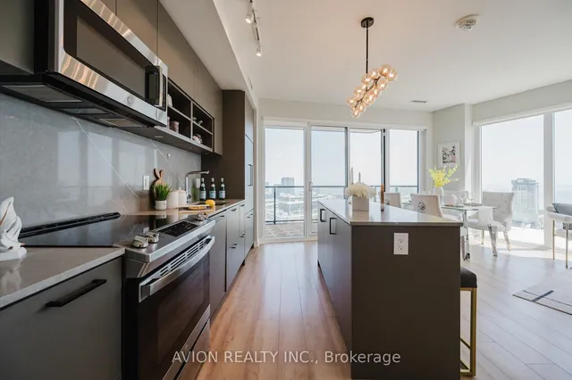 Additional image 19 of 135 East Liberty St Unit 2609