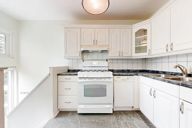 Additional image 17 of 25 Ash Cres