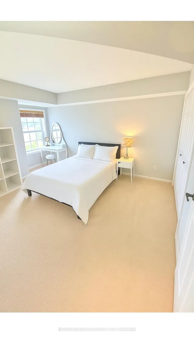 Additional image 9 of 1411 Walker's Line Unit 105