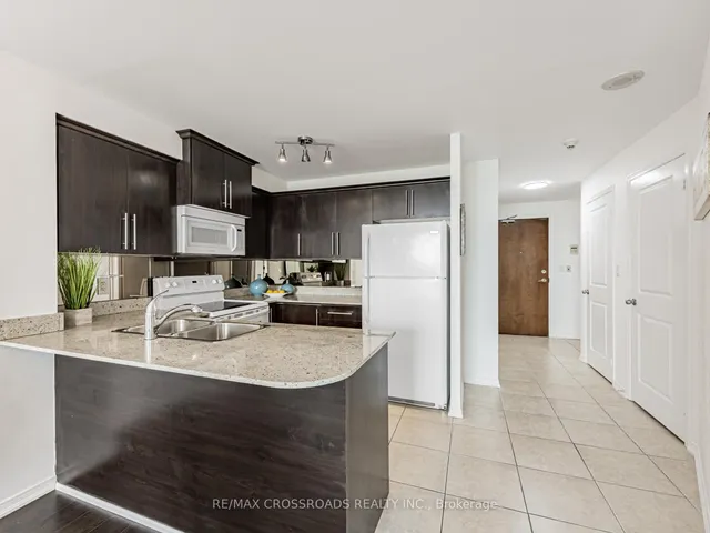 Additional image 5 of 6 Rosebank Dr Unit PH G