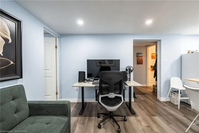 Additional image 23 of 112 Greeningdon Dr