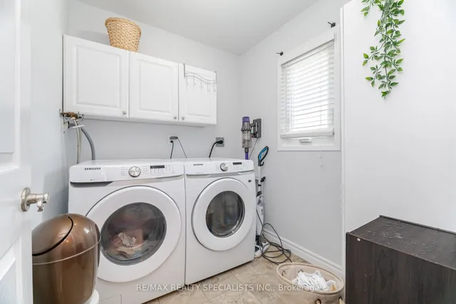 Additional image 26 of 154 Roxton Rd