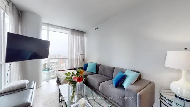 Additional image 10 of 45 Charles St Unit 2912