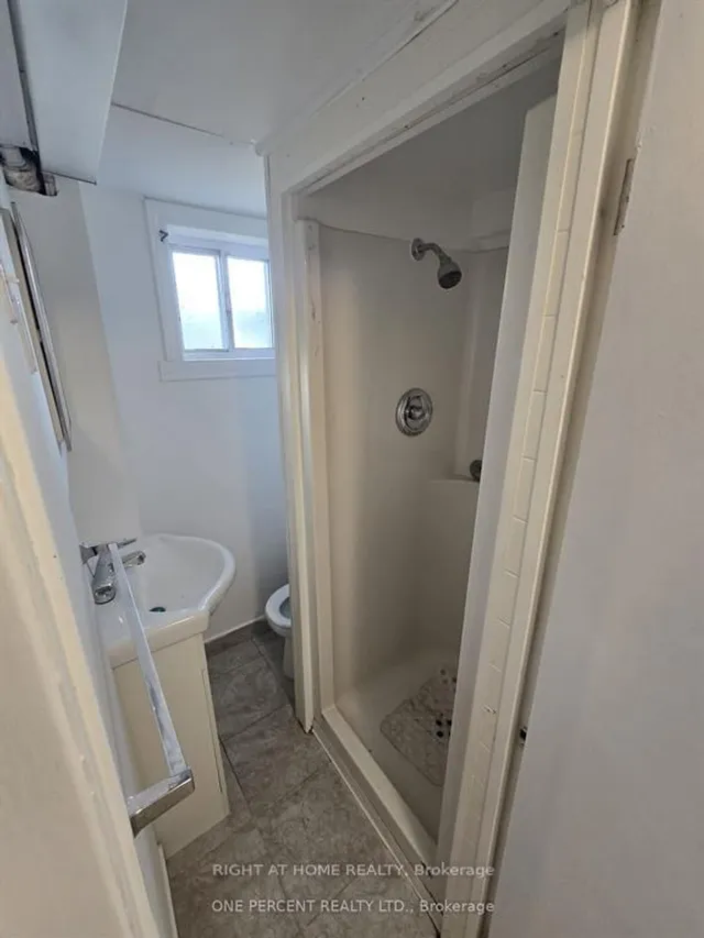 Additional image 26 of 70 Bunnell Cres