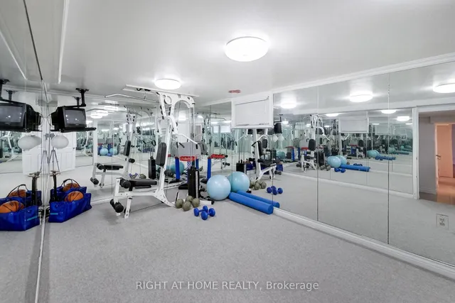 Additional image 31 of 8 Suraty Ave