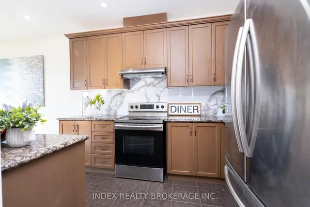 Additional image 25 of 32 Lackington St