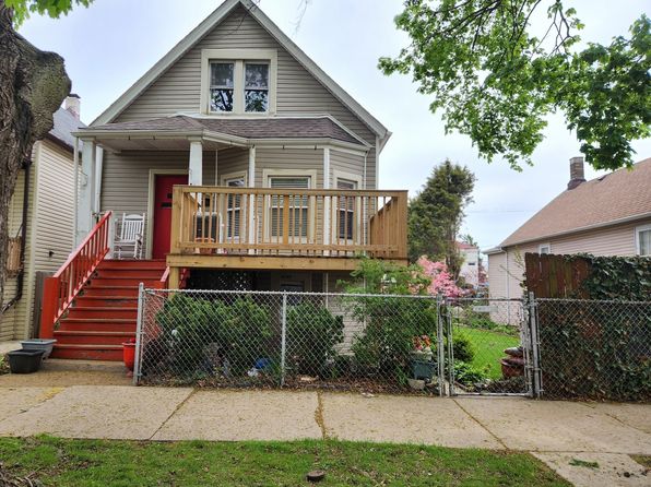 10749 S Avenue J, Chicago, IL 60617
