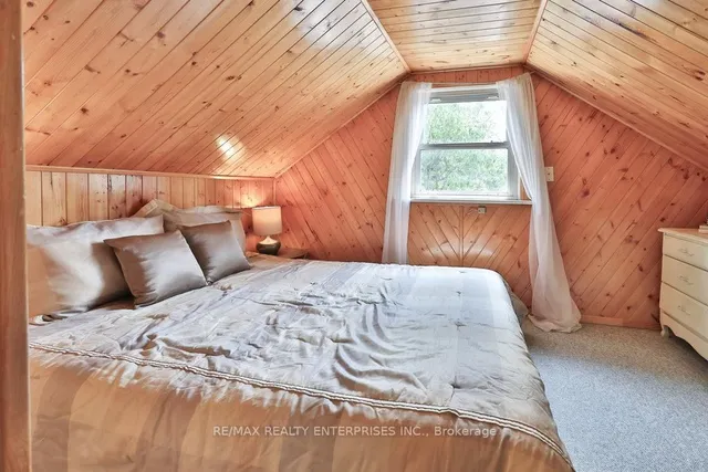 Additional image 20 of 2439 Prospect St