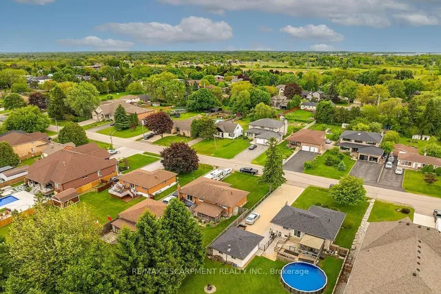 Additional image 48 of 102 Kennedy Ave