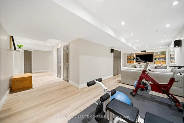 Additional image 41 of 2051 Oak Grove Pl