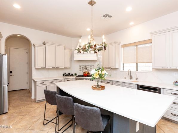 2310 W Sienna Bouquet Pl, Phoenix, AZ 85085