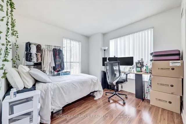 Additional image 20 of 38 Lee Centre Dr Unit 712