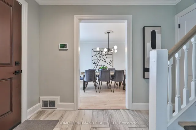 Additional image 40 of 542 Deloraine Ave