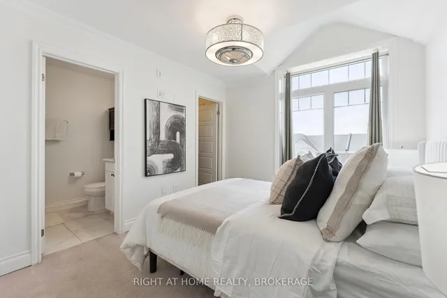 Additional image 24 of 1137 Duignan Cres