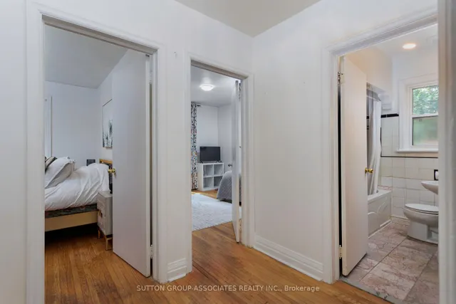 Additional image 13 of 8 Monkton Ave