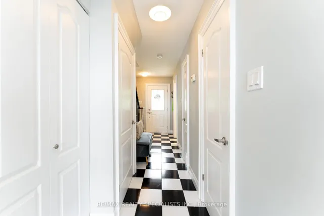 Additional image 10 of 2230 Upper Middle Rd Unit 4