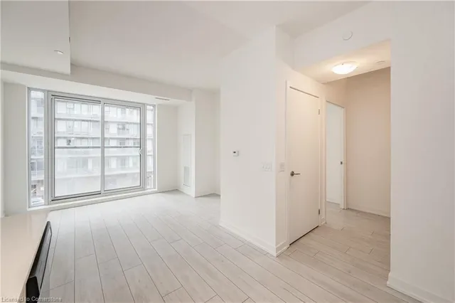 Additional image 14 of 55 Duke St Unit 306