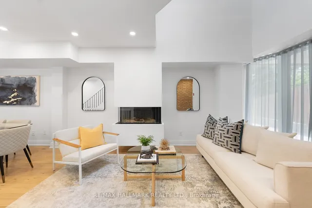 Additional image 5 of 95 Summerhill Ave Unit 11