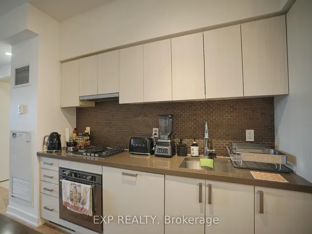 Additional image 6 of 501 St Clair Ave Unit 312