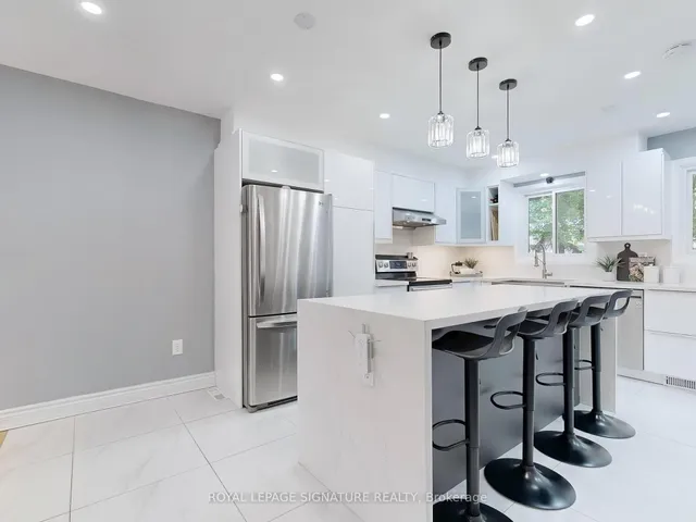 Additional image 11 of 152 Homestead Rd Unit 17