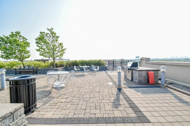 Additional image 17 of 205 The Donway Unit 702