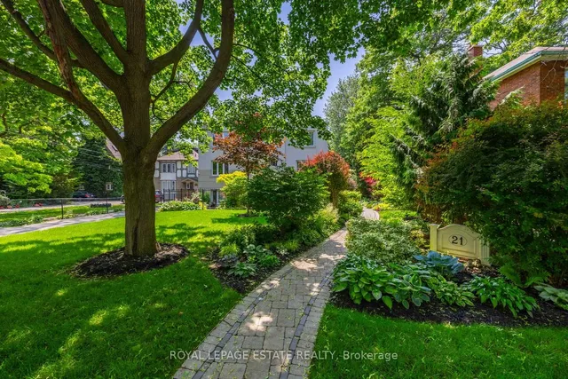 Additional image 3 of 21 Benlamond Ave Unit 4