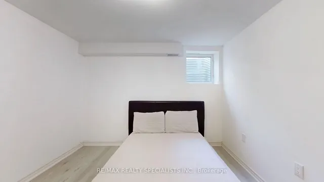 Additional image 10 of 122 Pressed Brick Dr