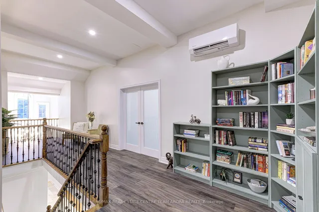 Additional image 24 of 8 Haywood Dr