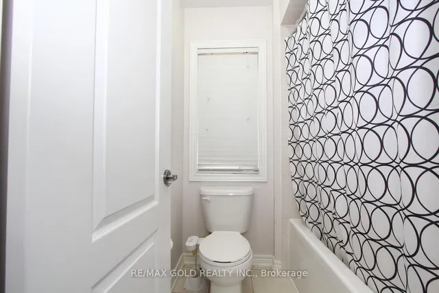 Additional image 31 of 14 Lisson Cres