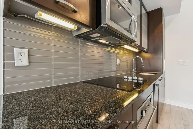 Additional image 19 of 210 Simcoe St Unit 611