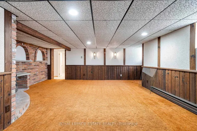 Additional image 38 of 23 West Hill Dr