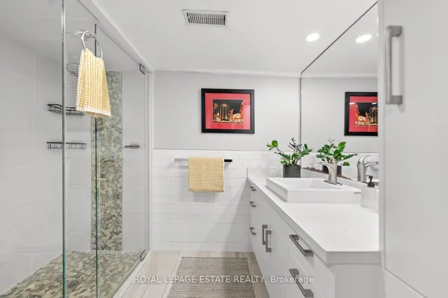 Additional image 25 of 27 Lawlor Ave