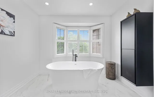 Additional image 23 of 4383 Mayflower Dr