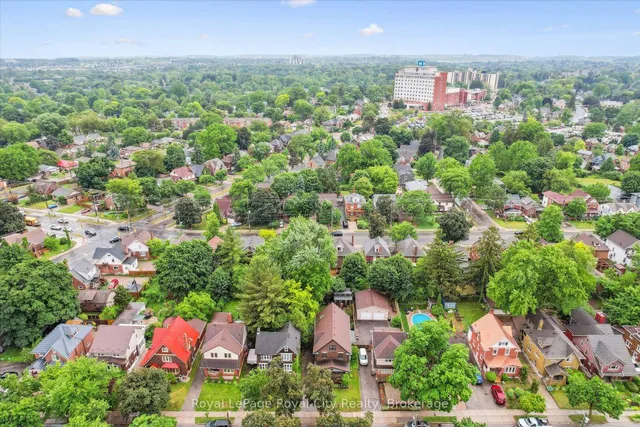 Additional image 42 of 37 Brock St