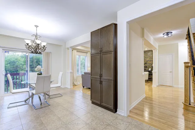 Additional image 17 of 42 Arrowpoint Dr