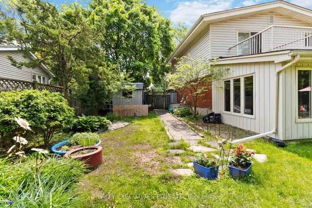 Additional image 40 of 1031 Marley Cres