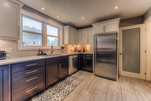 Additional image 6 of 742 Elizabeth St