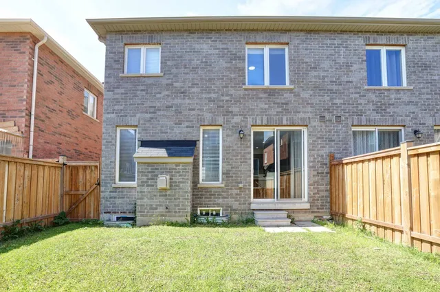 Additional image 47 of 436 Royal West Dr