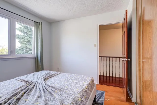 Additional image 24 of 56 Nuttall St