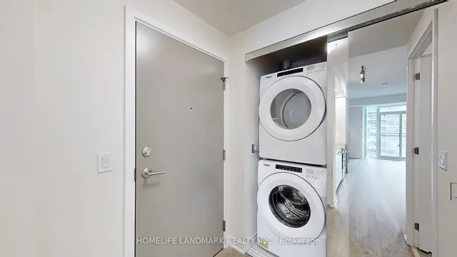 Additional image 19 of 99 John St Unit 2306