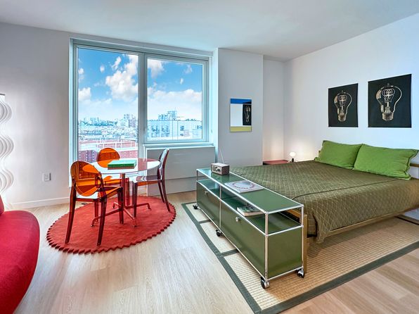 4650 Broadway #1111, New York, NY 10040