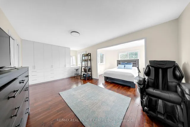 Additional image 27 of 30 Oaklea Blvd