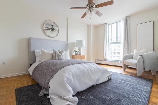 Additional image 19 of 1964 Main St Unit 1001