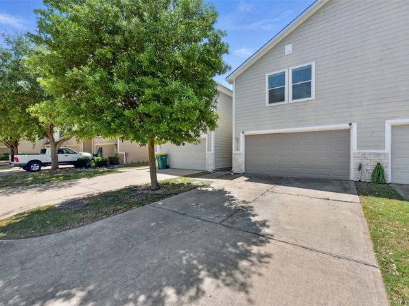 6119 Shadow Isle Ln, Houston, TX 77084