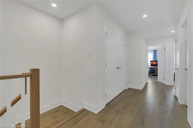 Additional image 11 of 114 Springvalley Cres