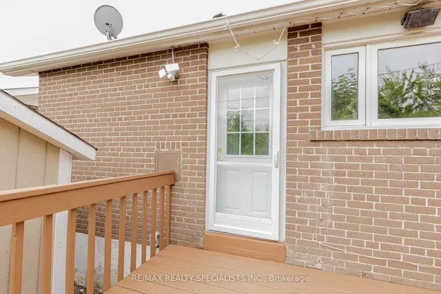 Additional image 16 of 35 Addington Cres