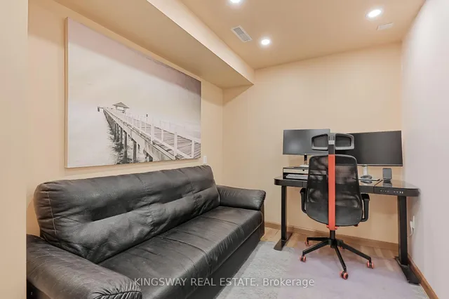 Additional image 17 of 1755 Rathburn Rd Unit 102