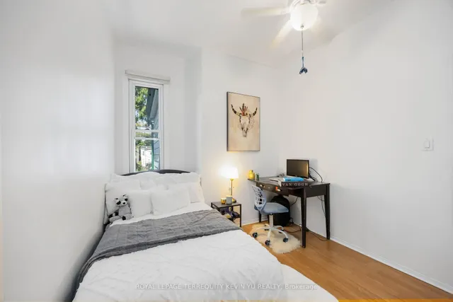 Additional image 13 of 23 Edwin Ave